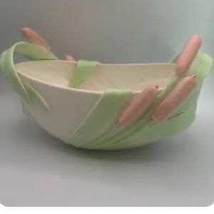 Unique Fitz & Floyd Ceramic cattail console Bowl with Pastel Accents